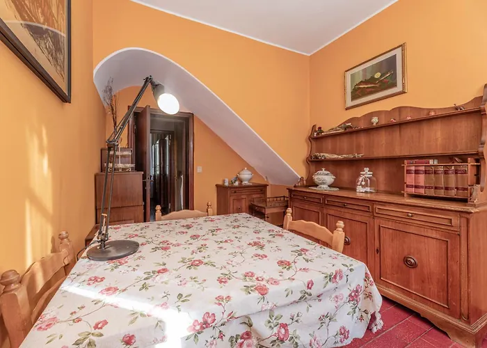 Residenza Colombi Goelba Ferienhaus