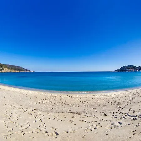 Residenza Colombi Goelba Holiday home
