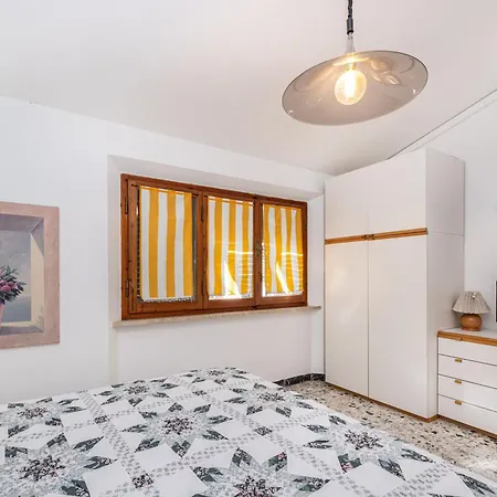 Holiday home Residenza Colombi Goelba