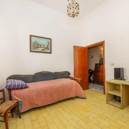 Residenza Colombi Goelba Feriehus *